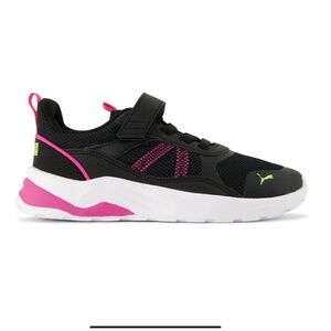 Girls Anzarun 2.0 shoes BNIB